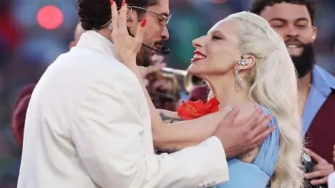 利物浦客场大胜热刺，迪亚斯与沙拿各进两球